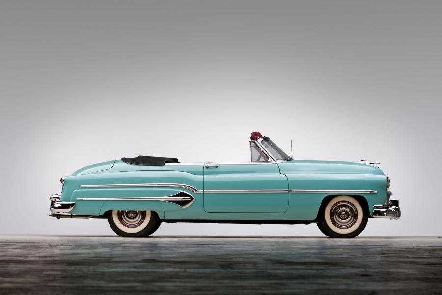  Oldsmobile 98 Convertible 1951 года  (фото 16 из 19)